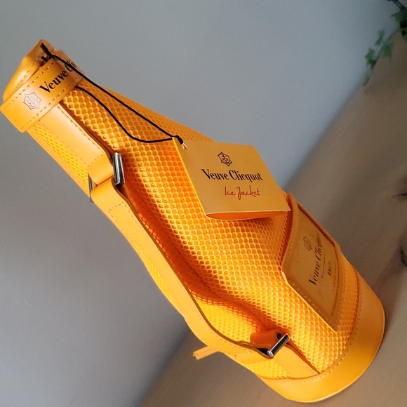 Veuve Clicquot Champagne Brut Ice Jacket Orange Scuba Insulated Carry Case Bag - Picture 3 of 9